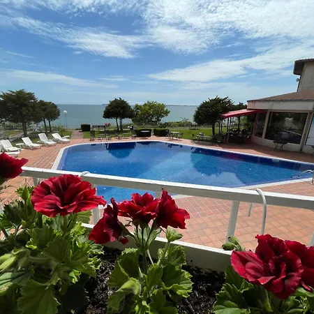 Sun Palace Villa *